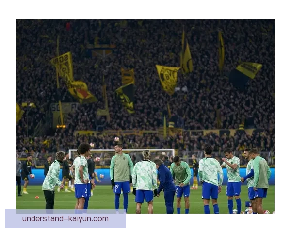 欧冠焦点战引爆足坛豪门对决新格局引发全球球迷热议持续升温中一