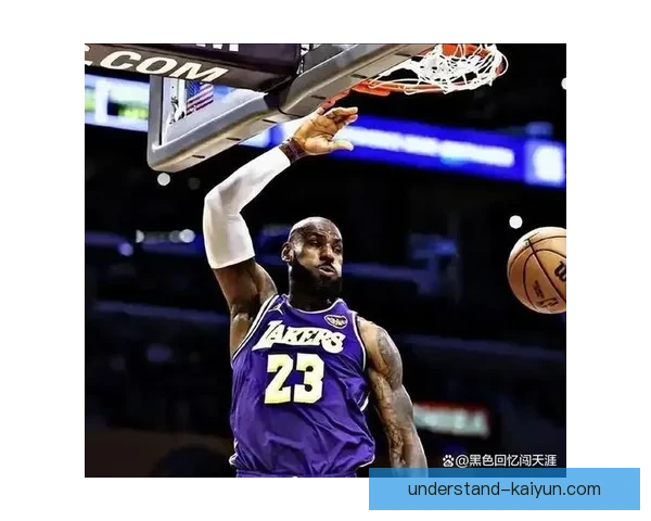 湖人队连续两场胜利晋级季后赛 詹姆斯状态火热带队强势反弹