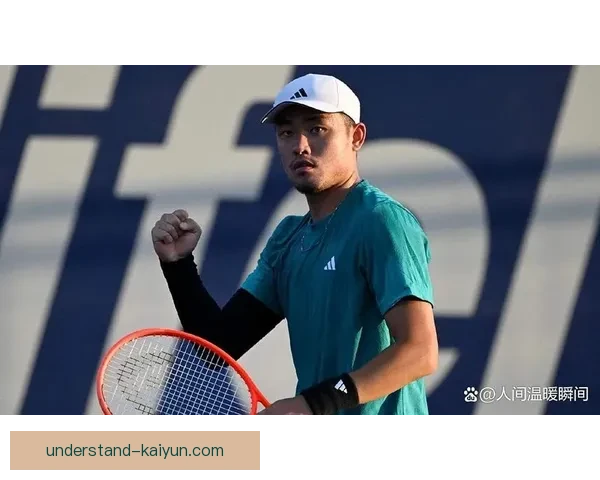 网球新星横扫赛场 打破多项纪录刷新世界排名